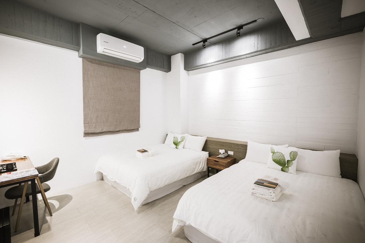 Tiin Tinn - Rivershore B&B T'ai-tung Buitenkant foto